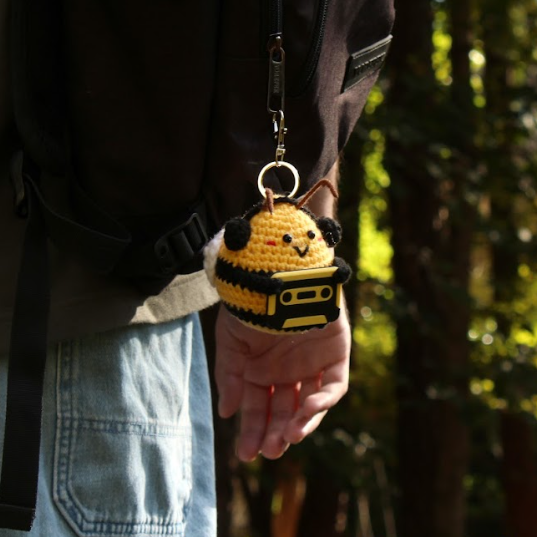 The Bee